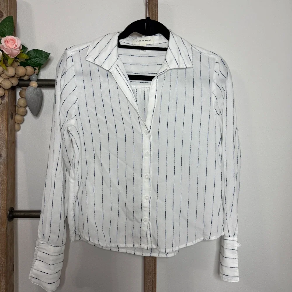 Cloth and Stone Long Sleeve Button Down Casual Sheer Shirt Size XXS - Picture 2 of 9